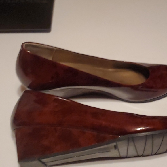 Vaneli wedge pointed toe pumps - Picture 4 of 4